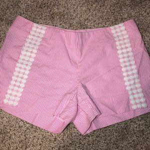 Lilly Pulitzer Sear-sucker summer short